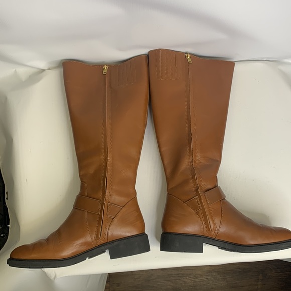 Coach ridding boats 7.5 - Picture 3 of 4